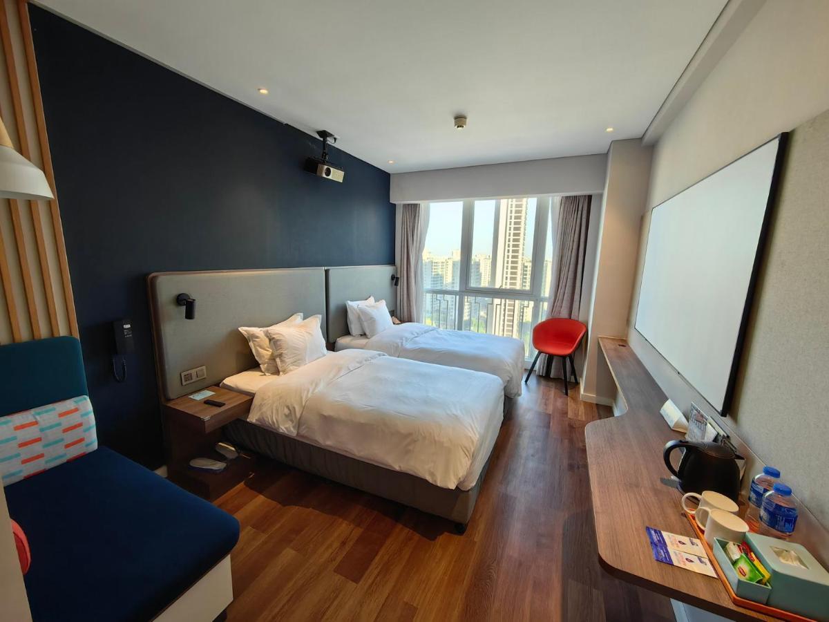 Holiday Inn Express Liyang Huafu By Ihg Eksteriør bilde